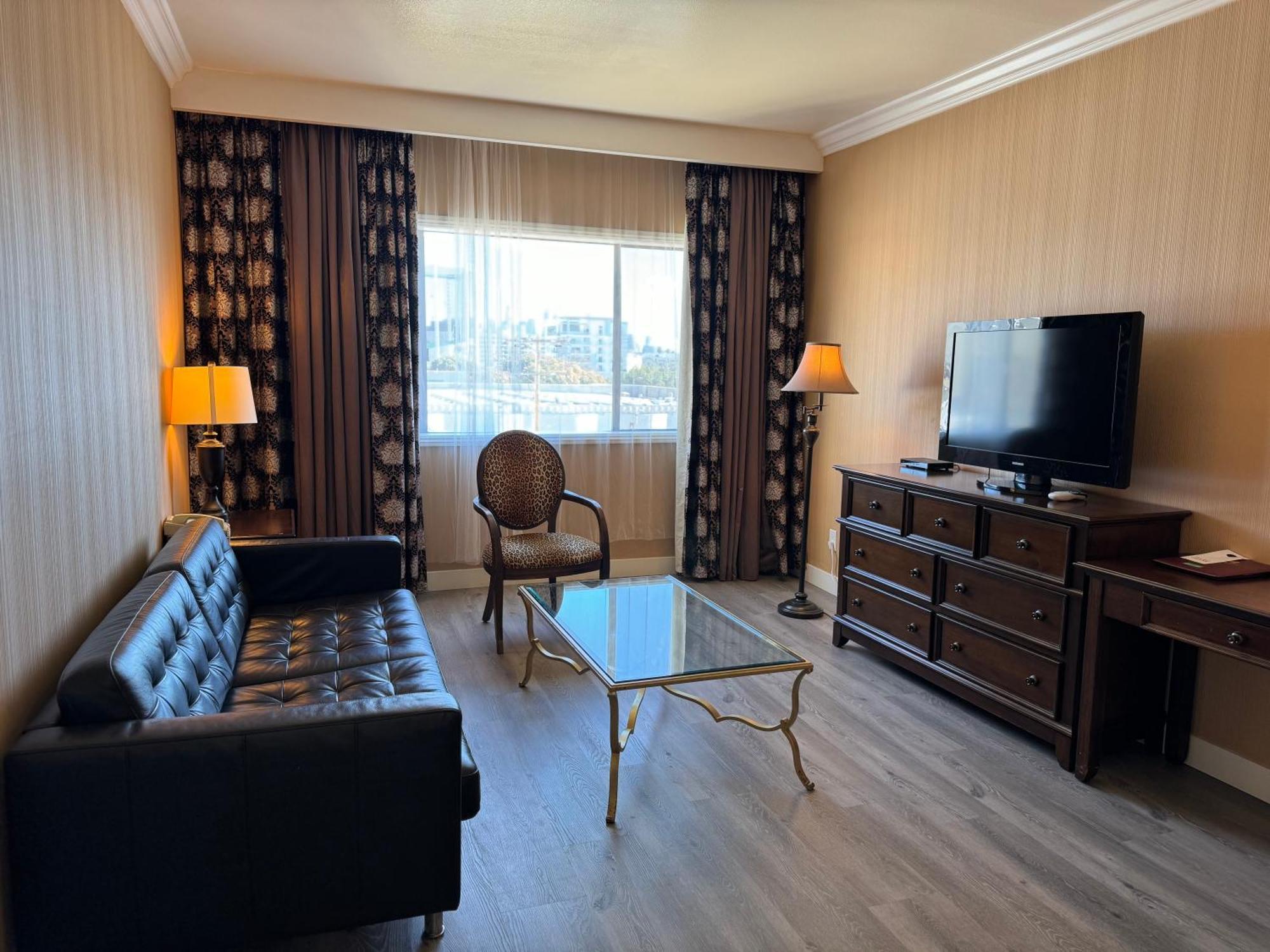 Garden Suite Hotel And Resort Los Angeles Extérieur photo